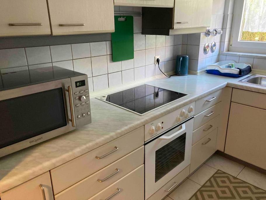 An Der A8 & Dennoch Stadtnah Kirchheim unter Teck Exteriör bild